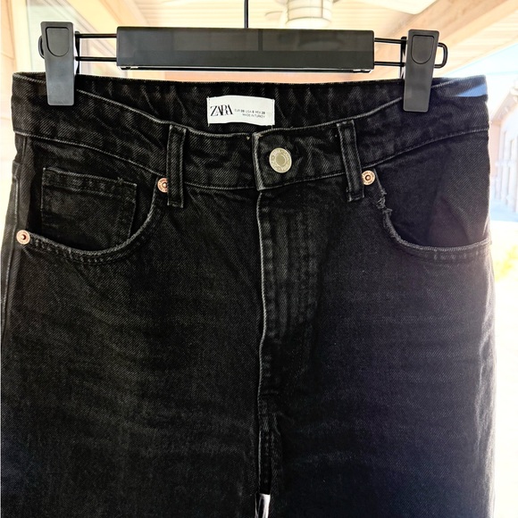 Zara Black Distressed Women Jeans - Picture 2 of 3
